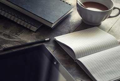 3要素定存亡！曼联中场引援焦灼，谁能最终圆梦红魔？